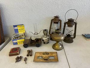 lot 309 image: Mixed Vintage Lot