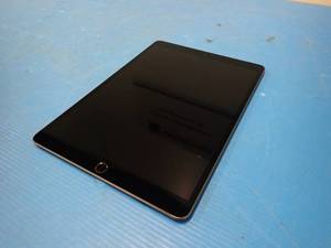 Apple&nbspiPad Air 3rd Gen A2153  64GB of storage  Cellular Carrier Unlocked  Includes Charging Cable  Scratches on screen&nbsp