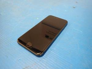 Apple&nbspiPhone A1863  64GB of storage  Cellular Carrier Unlocked  Includes Charging Cable &nbspA lot of scratches on screen