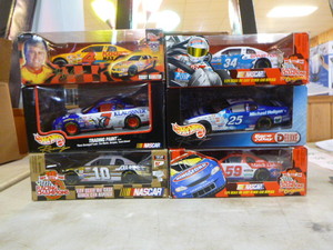 6 NASCAR Die-Cast Cars