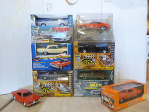 8 Die-Cast Muscle Cars