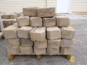 78 Landscaping Bricks