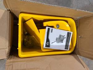 HOMCOM 5 Gal. Yellow Plastic Steel Janitor Mop Bucket with Down Press Wringer and Wheels   Customer Returns See Pictures