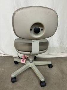 lot 47 image: WOW MSRP $1200 Midmark Hand Operated Air Lift Mobile Height Adjustable Dental Clinic Stool Chair - Excellent Working Condition