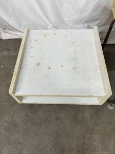 lot 54 image: Vintage Lossing Orthopedic Cottrell 9090 Backtrac Traction Leg Support Table & Mobile Rolling Platform