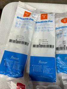 lot 92 image: WOW MSRP $1000 Lot of Mixed Size NEW In Package Flexicare BriteBlade Pro, Omni and Solo Fiber Optic Metal Disposable Laryngoscope Blades, Handles, and Sets - All Long Dated Expirations From 824 - 927 See Pictures & Description For More Info