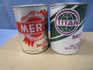 lot 33 image: Petroliana Cans