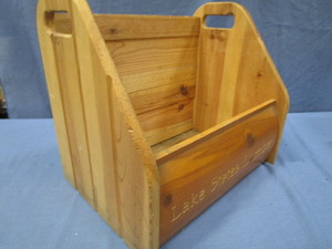 lot 42 image: Lakes State Wooden Tote