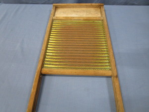 lot 45 image: Vintage Washboard