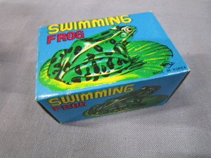 lot 65 image: Swimming Frog, Windup Toy