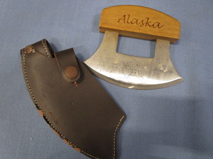 lot 92 image: Alaska Oulu Knife