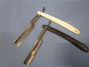 lot 95 image: Antique Straight Razors