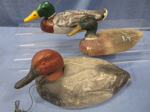lot 103 image: Duck Decoys