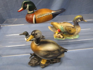lot 105 image: Wooden & Ceramic Ducks