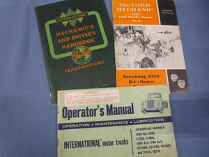 lot 160 image: Service Pamphlets