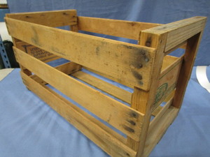 lot 181 image: Fruit Crate
