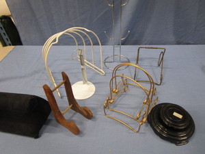 lot 189 image: Plate & Doll Stands