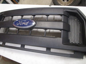 lot 214 image: Stock Front Grill 2015 F150