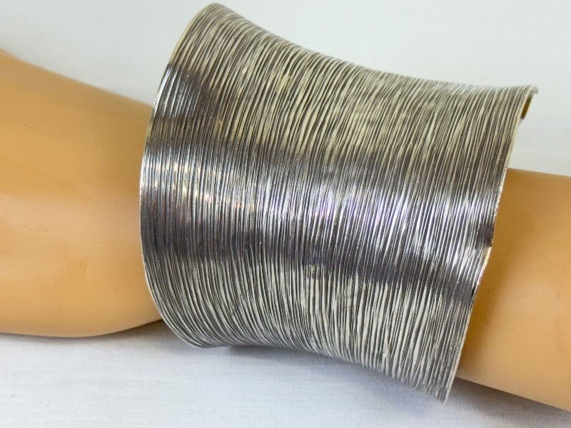 lot 39 image: Vintage Wide Cuff Silver Tone Bracelet