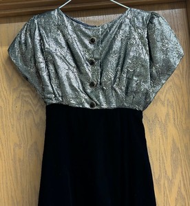 lot 156 image: Elegant Evening Dress by Paul Blanco