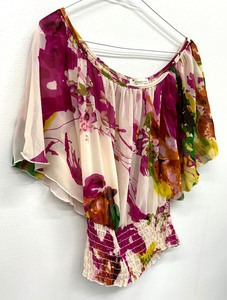 lot 166 image: Twenty One Blouse