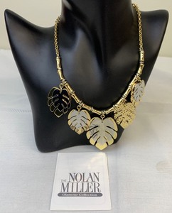 lot 38 image: Nolan Miller Dangling Leaf Pendant Necklace