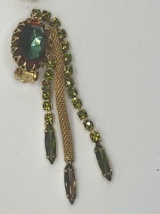 lot 244 image: Juliana Style Olivine Rhinestone Drop Clip On Earrings