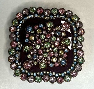 lot 236 image: Joan Rivers Trinket Box & Pair of Earrings