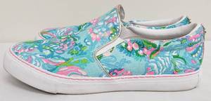 lot 34 image: Lilly Pulitzer Colorful Canvas Shoes - Size 9M