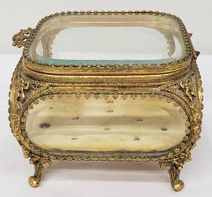 lot 174 image: Antique French Ormolu Beveled Glass Jewelry Casket