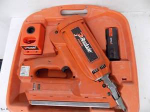 lot 64 image: DASLODE 30 degree Cordless Framing Nailer