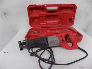 lot 66 image: Milwaukee Saw-Zall works