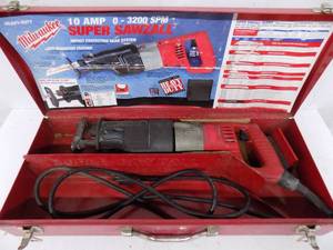 lot 70 image: Milwaukee Sawzall works