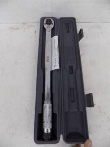 lot 85 image: Performax Torque wrench 12 drive