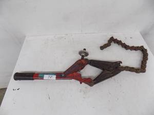 lot 98 image: Large Chain wrench