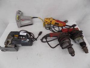lot 112 image: (5) Power tools