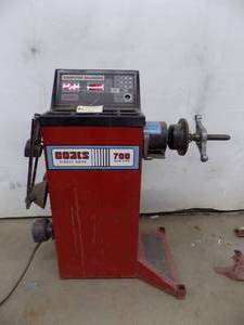 lot 132 image: Coats Direct Drive 700 solid state