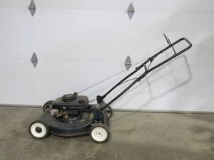 lot 11 image: Craftsman 917387270 Gas Walk-Behind Mower Manual