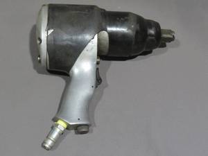 lot 43 image: Craftsman 34 Impact Wrench