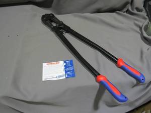 lot 59 image: Workpro 24 Bolt Cutter