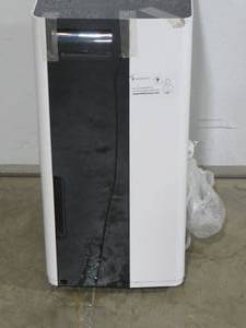 lot 66 image: TaoTronics TT-EE015 6L Dehumidifier with Pump White 50 Pints