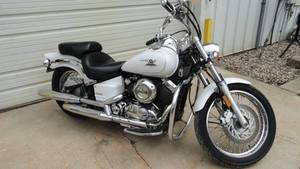 lot 4 image: 2004 Yamaha