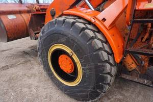 lot 2 image: Early 1970s International Harvester Hough Model H65C Wheel Loader