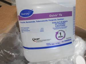 lot 21 image: 3 Gallons Diversey Oxivir Tb...