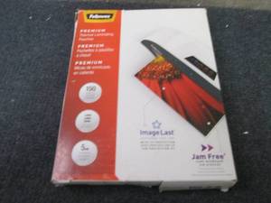 lot 31 image: Fellowes Premium Thermal Laminating...