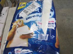 lot 61 image: 30 Rolls Mega Rolls Charmin Ultra S...