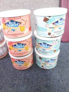 lot 173 image: 3 Blue Diamond Peppermint Cocoa Alm...
