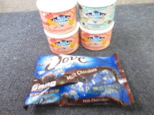 lot 182 image: 4 Flavored Blue Diamond Almonds, Do...