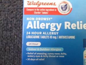 lot 198 image: 4- 30 ct Allergy Relief ...