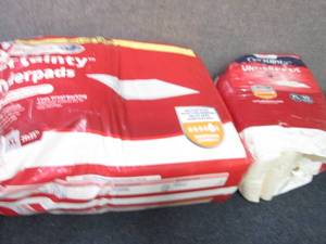 lot 221 image: 2 pks XL Underpads...